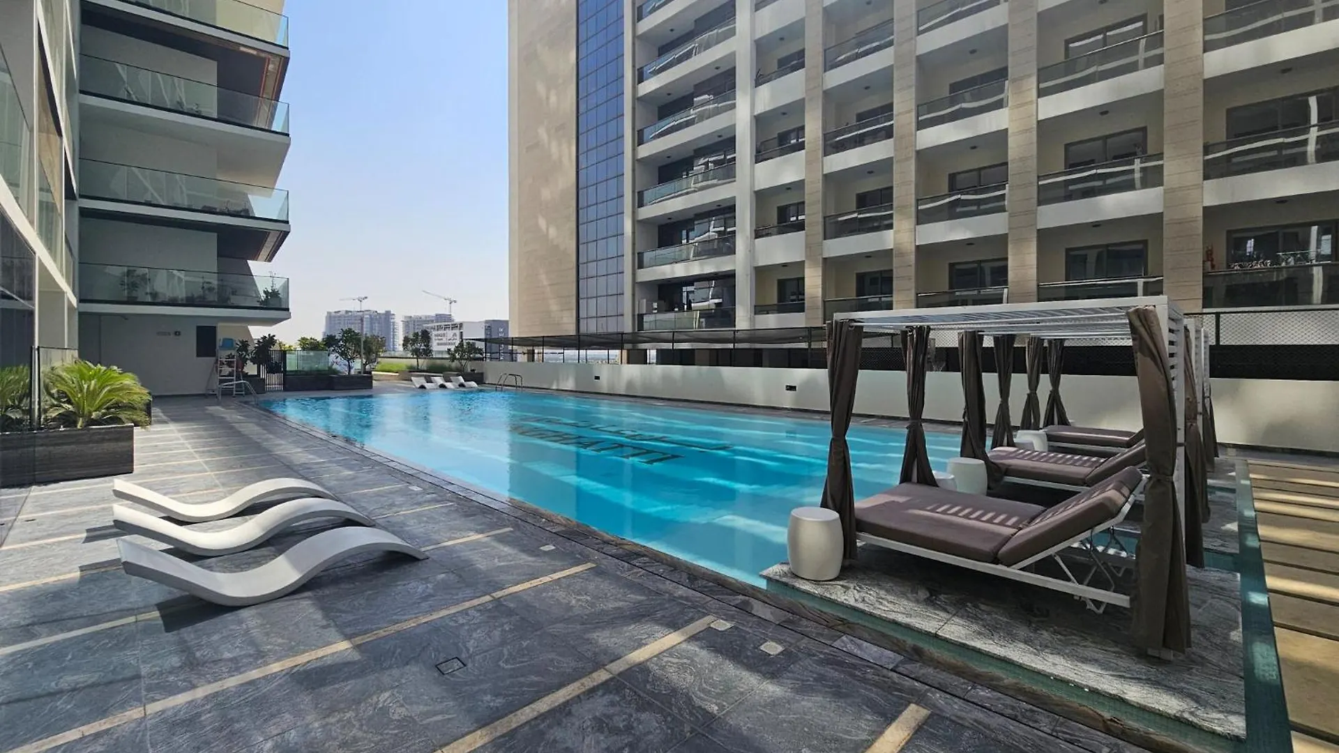 Elegant 1 Bed Apartment In Binghatti Creek Dubai