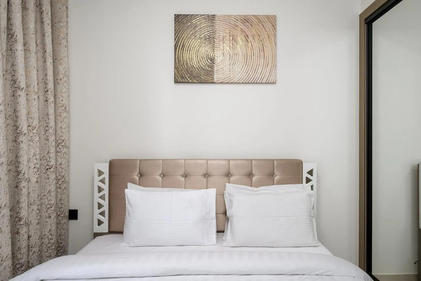Elegant 1 Bed Apartment In Binghatti Creek Dubai