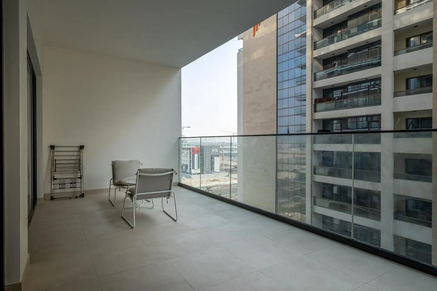Elegant 1 Bed Apartment In Binghatti Creek Dubai